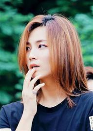 Volta com o cabelo longo Jeonghan