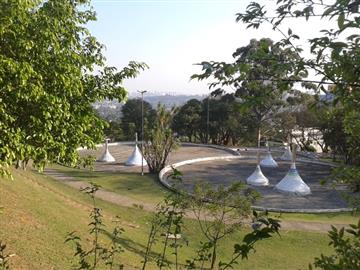 Solicitamos que a Praça Waldir Azevedo se torne um Parque