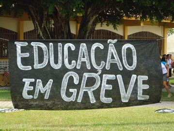 Pagamento do Piso Salarial dos Professores e da Data Base dos Administrativos da Rede Municipal de Educação de Goiânia