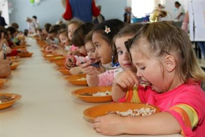 QUEREMOS CRECHES DE TEMPO INTEGRAL EM SANTANA DE PARNAIBA