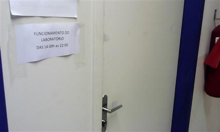 Queremos o laboratório de computadores da EDTM aberto!